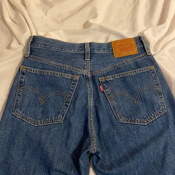 Levi 501 mom jeans - Picture 2 of 5